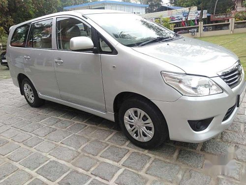 Toyota Innova 2.5 G4 8 STR, 2012, Diesel MT for sale in Kochi 