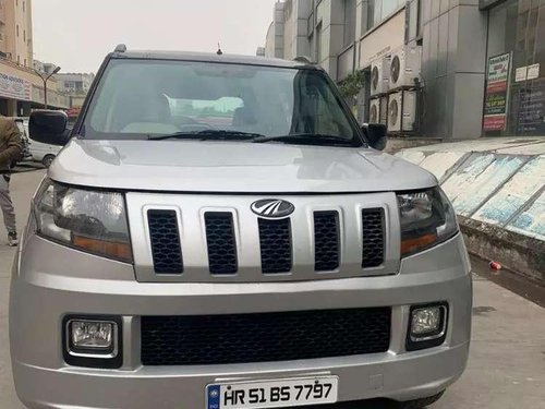 Used Mahindra TUV300 2018 MT for sale in Ghaziabad 