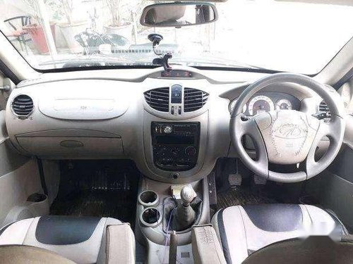 Mahindra Quanto C8 2014 MT for sale in Hyderabad