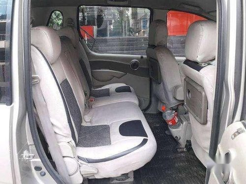 Mahindra Quanto C8 2014 MT for sale in Hyderabad