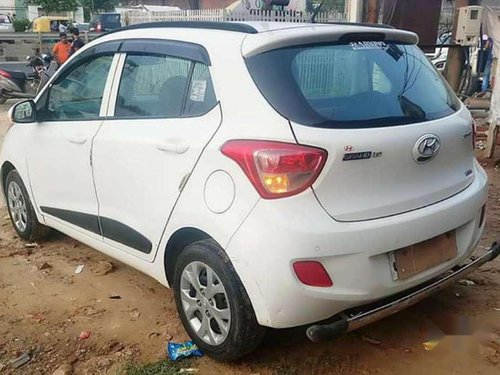 Hyundai Grand I10 Sportz 1.1 CRDi, 2016, Diesel MT in Aligarh 