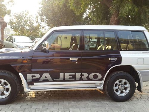 2011 Mitsubishi Pajero  2.8 SFX for sale in Agra