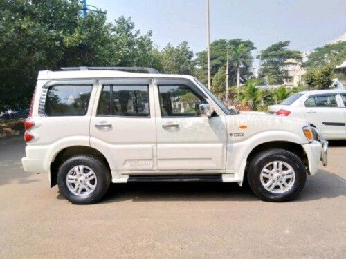 Mahindra Scorpio VLX 4WD AIRBAG BSIV 2013 MT in Visakhapatnam