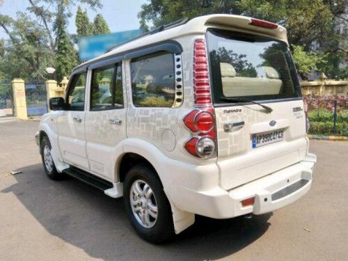 Mahindra Scorpio VLX 4WD AIRBAG BSIV 2013 MT in Visakhapatnam