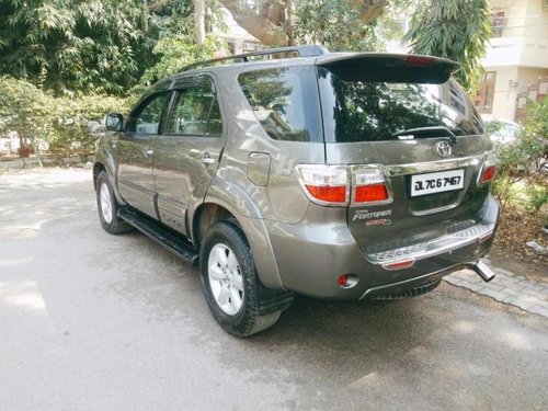 Toyota Fortuner 3.0 Diesel 2011 MT for sale in New Delhi