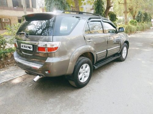 Toyota Fortuner 3.0 Diesel 2011 MT for sale in New Delhi