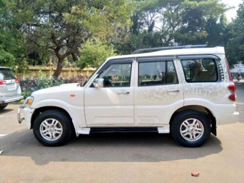 Mahindra Scorpio VLX 4WD AIRBAG BSIV 2013 MT in Visakhapatnam