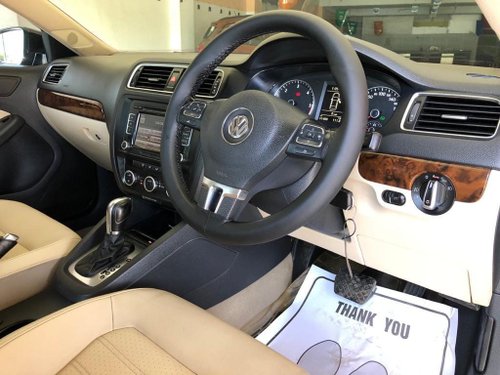 2014 Volkswagen Jetta 1.9 Highline TDI for sale in Ahmedabad