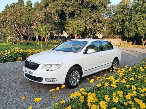 Skoda Superb Elegance 1.8 TSI 2010 AT in New Delhi