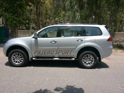 Used 2013 Mitsubishi Pajero Sport 4x4 MT for sale in New Delhi 