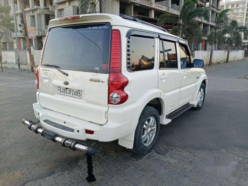 Used 2014 Mahindra Scorpio VLX MT for sale in Surat 