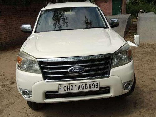 Ford Endeavour 2.5L 4X2 2011 MT for sale in Chandigarh 