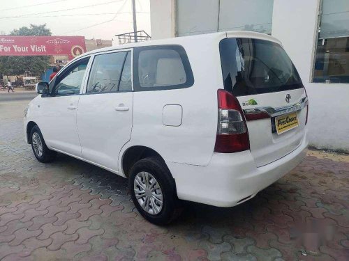 Used 2015 Toyota Innova MT for sale in Jaipur 