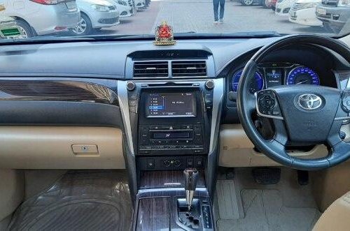 Used Toyota Camry 2016 AT for sale in Mumbai 