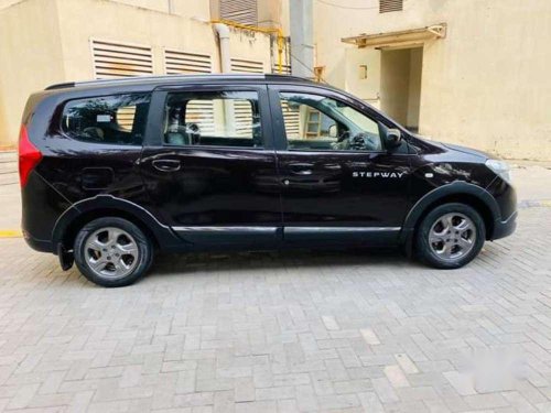 Renault Lodgy 110 PS RXZ 7 STR STEPWAY, 2015, Diesel MT in Kolkata