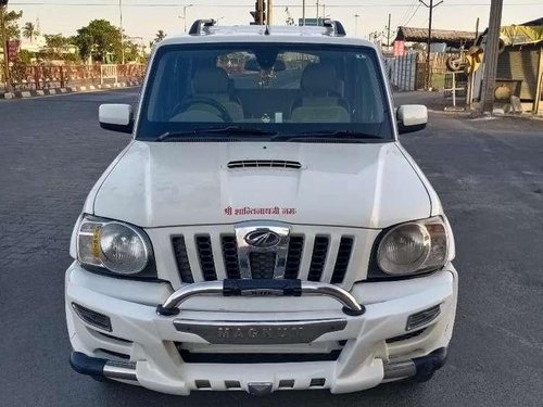 Used 2014 Mahindra Scorpio VLX MT for sale in Surat 