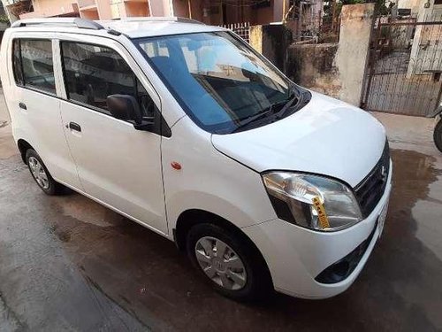 Maruti Suzuki Wagon R 1.0 LXi, 2012, MT for sale in Anand 