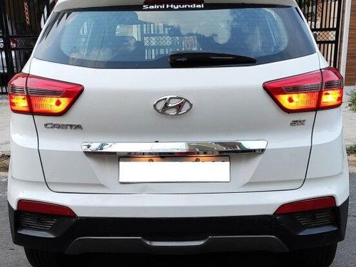 Used Hyundai Creta 1.6 VTVT SX Plus Dual Tone 2017 MT in Kolkata 