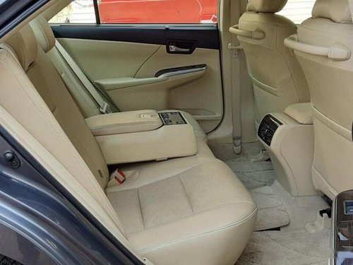 Used Toyota Camry 2016 AT for sale in Mumbai 