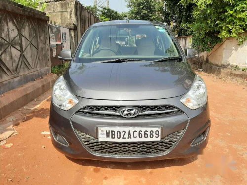 Used Hyundai I10 2013 AT for sale in Kolkata 