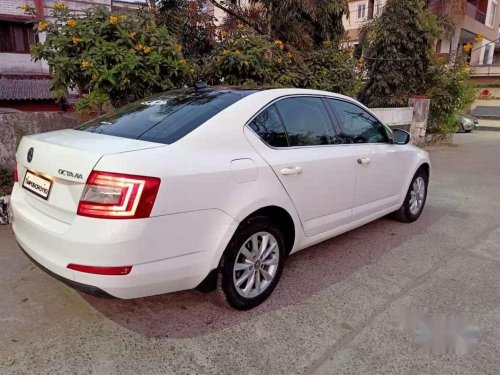 Used Skoda Octavia 2015 MT for sale in Bhopal 