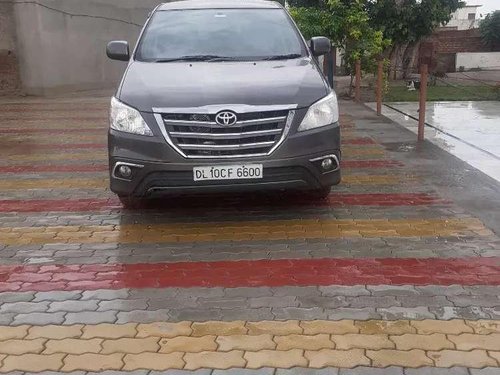 Used Toyota Innova 2012 MT for sale in Patti 