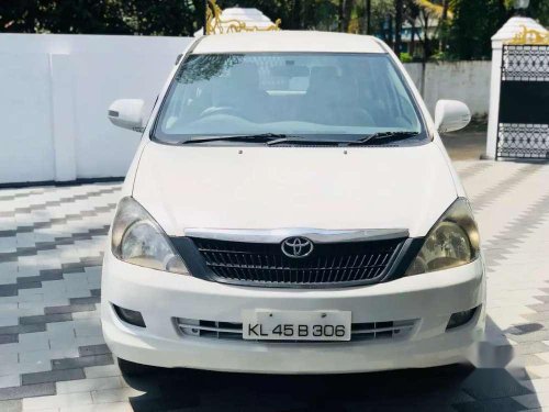 Used Toyota Innova 2006 MT for sale in Kochi