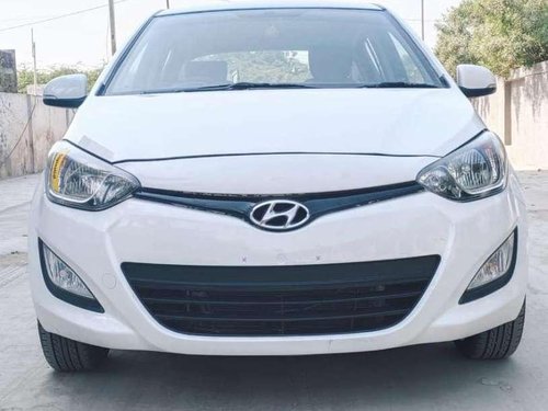 Used Hyundai i20 Magna 2012 MT for sale in Vadodara 