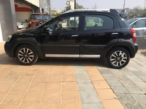 Toyota Etios Cross 1.4L VD 2014 MT for sale in Ahmedabad