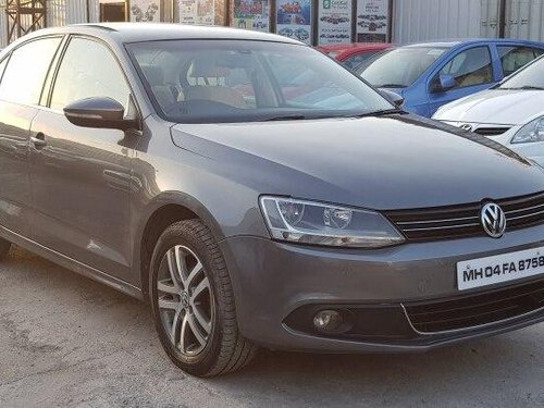 2012 Volkswagen Jetta 2013-2015 2.0L TDI Highline AT for sale in Pune