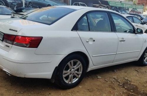 Hyundai Sonata Embera 2.0L CRDi 2009 AT in Mira Road