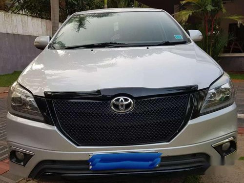 Toyota Innova 2013 MT for sale in Kanhangad