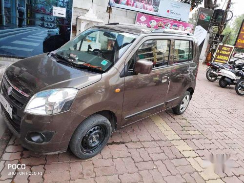 Used Maruti Suzuki Wagon R VXI 2014 MT for sale in Indore 