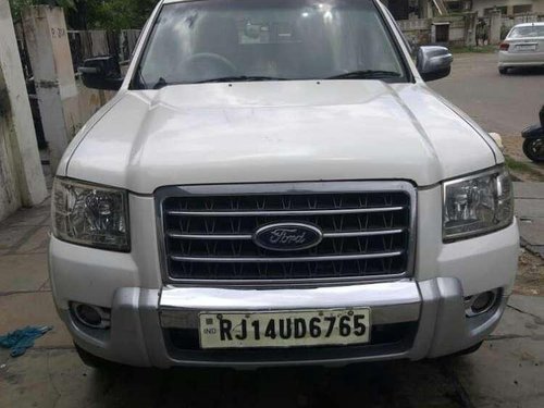Used 2011 Ford Endeavour MT for sale in Jaipur 