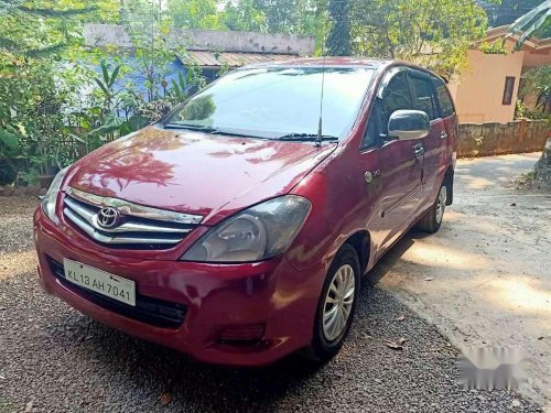 Used 2006 Toyota Innova MT for sale in Kochi 