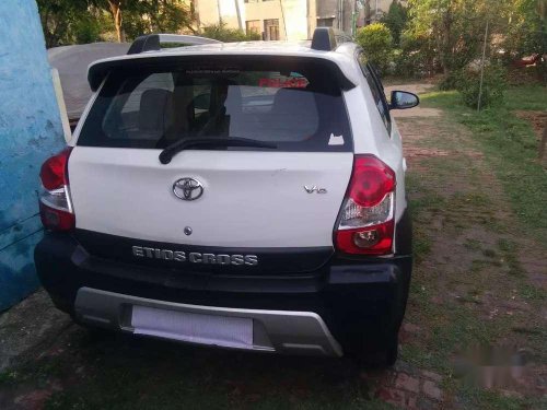 Used 2015 Toyota Etios Cross MT for sale in Greater Noida 