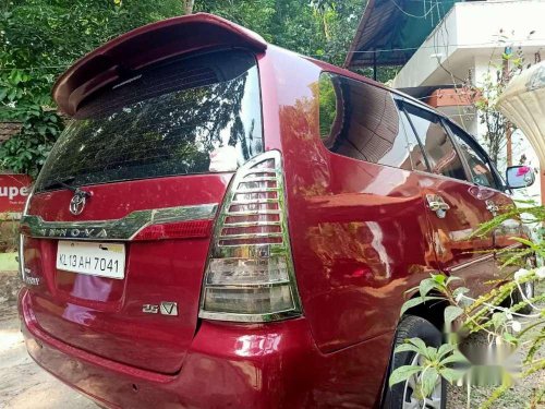 Used 2006 Toyota Innova MT for sale in Kochi 