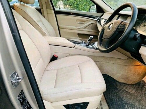 2011 BMW 5 Series 520d Sedan AT in New Delhi