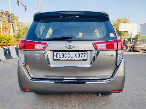 Used 2017 Toyota Innova Crysta 2.8 GX AT for sale in New Delhi