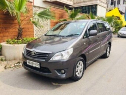 Toyota Innova 2012 MT for sale in New Delhi