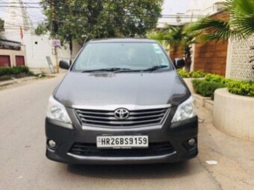 Toyota Innova 2012 MT for sale in New Delhi