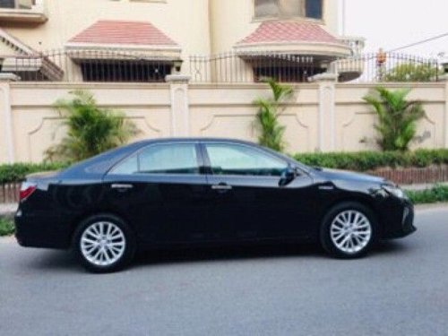 Used Toyota Camry 2015 AT for sale in New Delhi