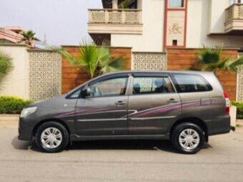 Toyota Innova 2012 MT for sale in New Delhi