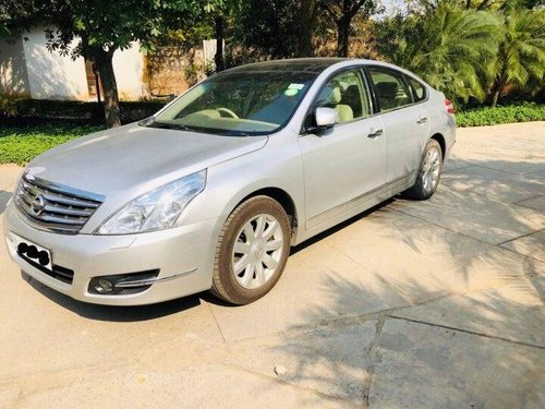 Used 2013 Nissan Teana AT for sale in New Delhi