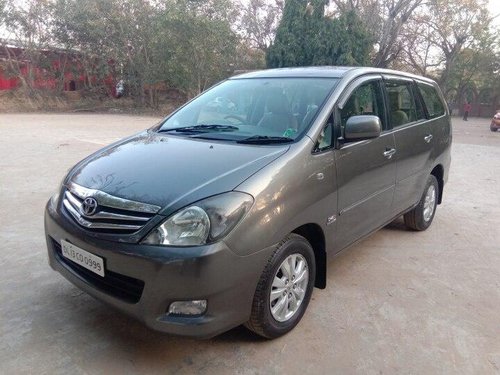 2011 Toyota Innova 2004-2011 MT for sale in New Delhi