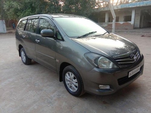 2011 Toyota Innova 2004-2011 MT for sale in New Delhi