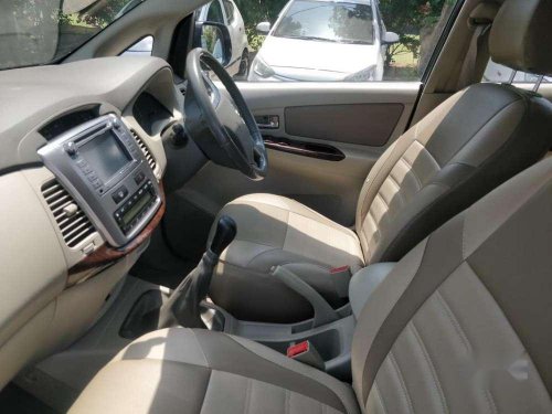 Toyota Innova 2.5 VX 7 STR 2014 MT for sale in Chandigarh