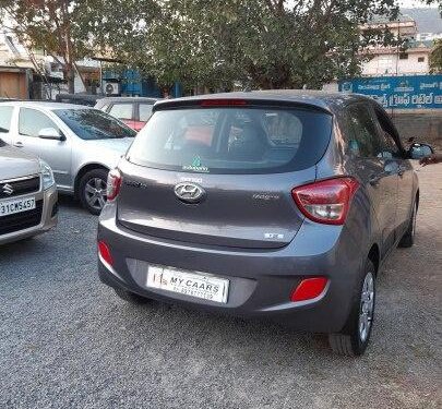 Hyundai i10 Magna 2016 MT for sale in Visakhapatnam