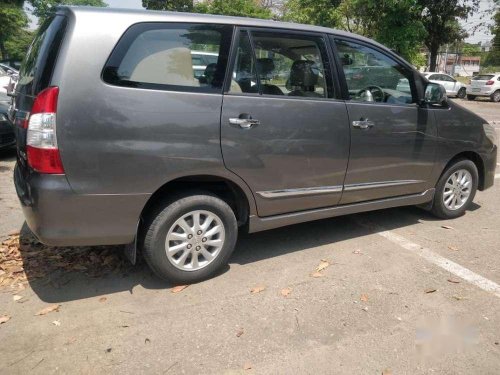 Toyota Innova 2.5 VX 7 STR 2014 MT for sale in Chandigarh