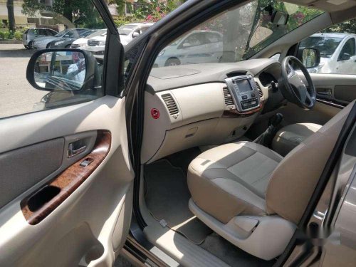 Toyota Innova 2.5 VX 7 STR 2014 MT for sale in Chandigarh